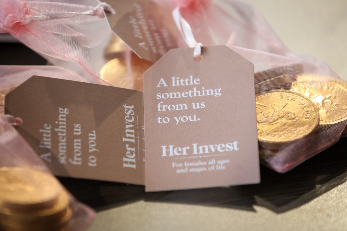 Her Invest services